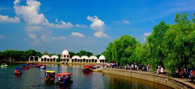夏季哈尔滨旅游必去景点 清凉美景与景区观光服务一站式指南